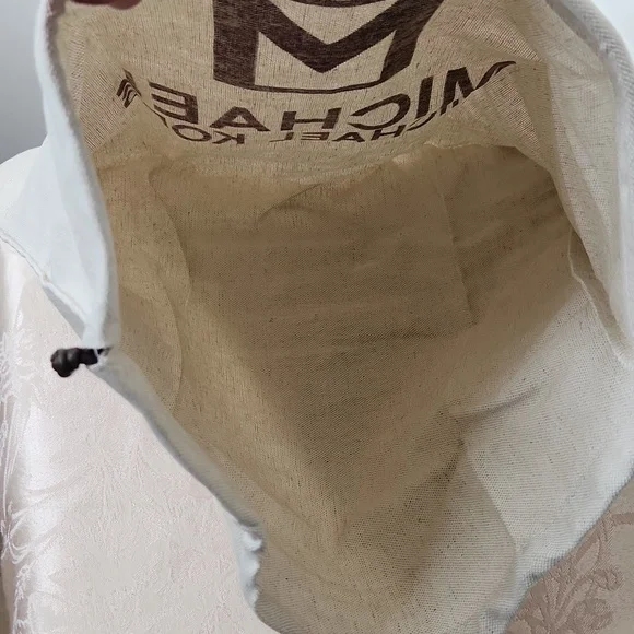 Michael by Michael Kors dust cover bag drawstring - Picture 3 of 4